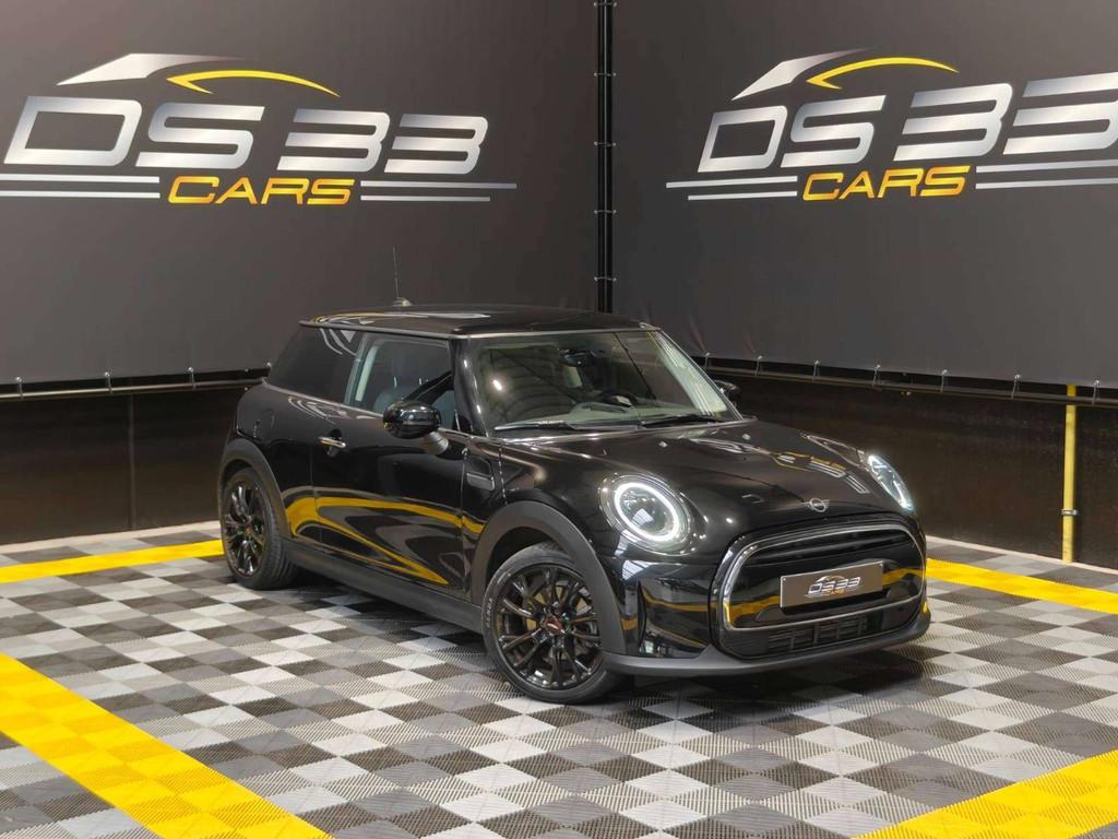 MINI Cooper Mini 1.5 Cooper JCW 17"/LED/Cruise/PDC/DigiAirco, Entreprise, Noir, Berline, Automatique