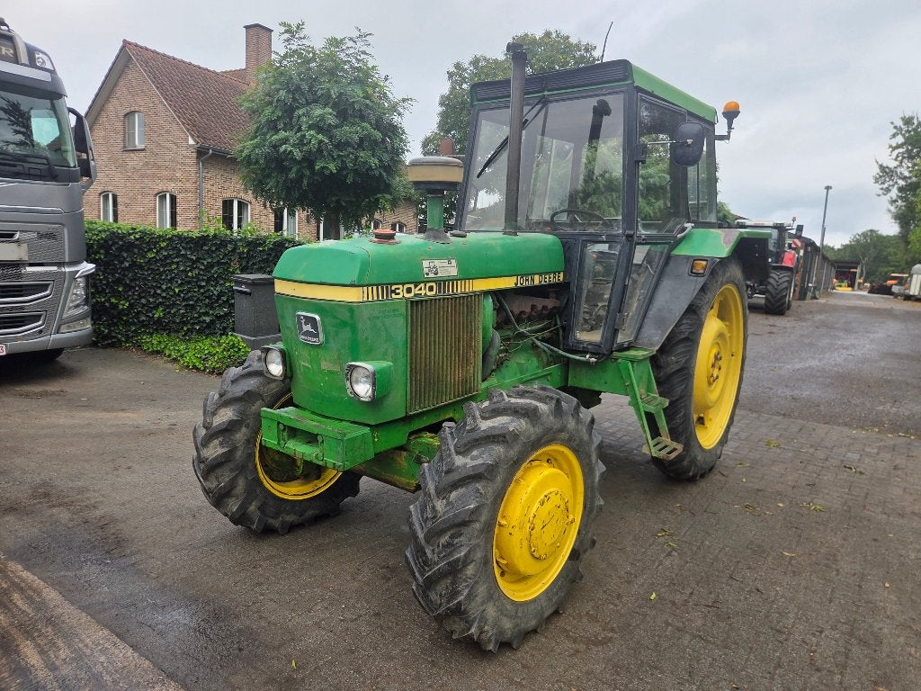 John Deere 3040, Articles professionnels, John Deere, 80 à 120 ch, Enlèvement, Utilisé