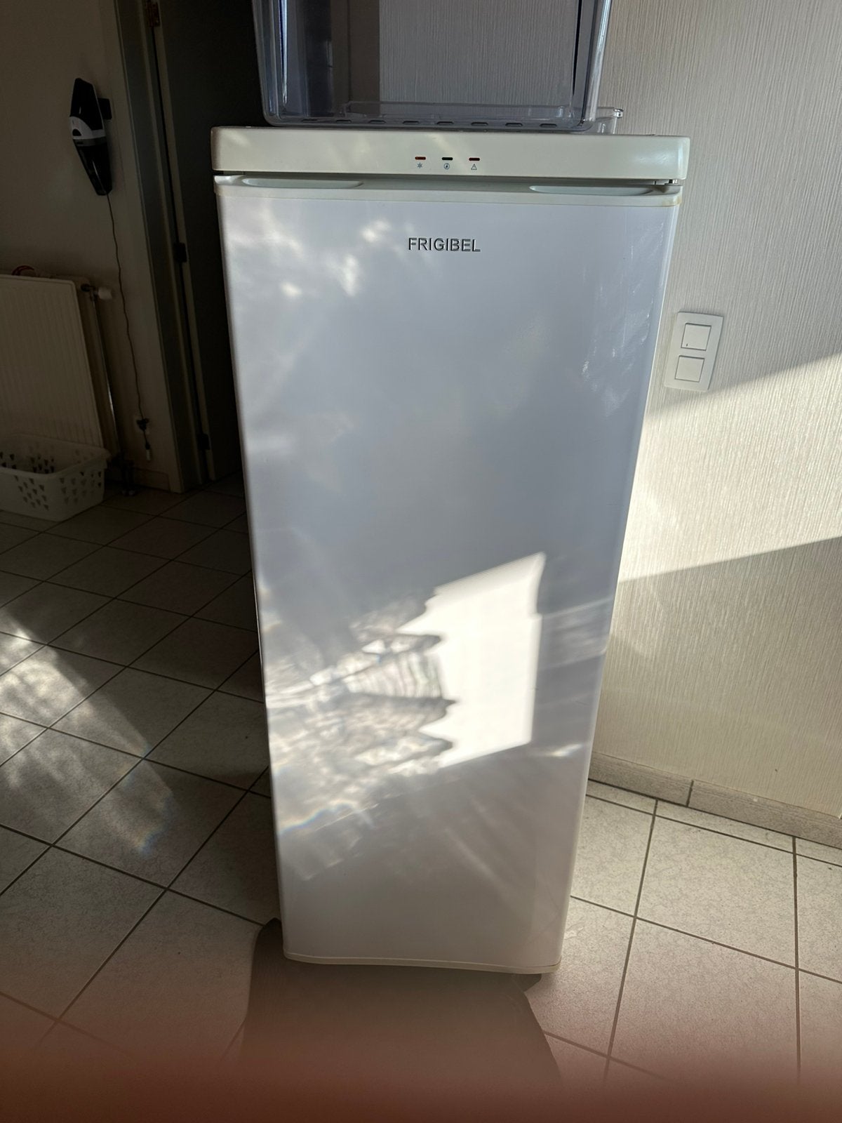 Frigibel vrieskast - Zo goed als nieuw, Gebruikt, Minder dan 60 cm, 160 cm of meer, Vrijstaand