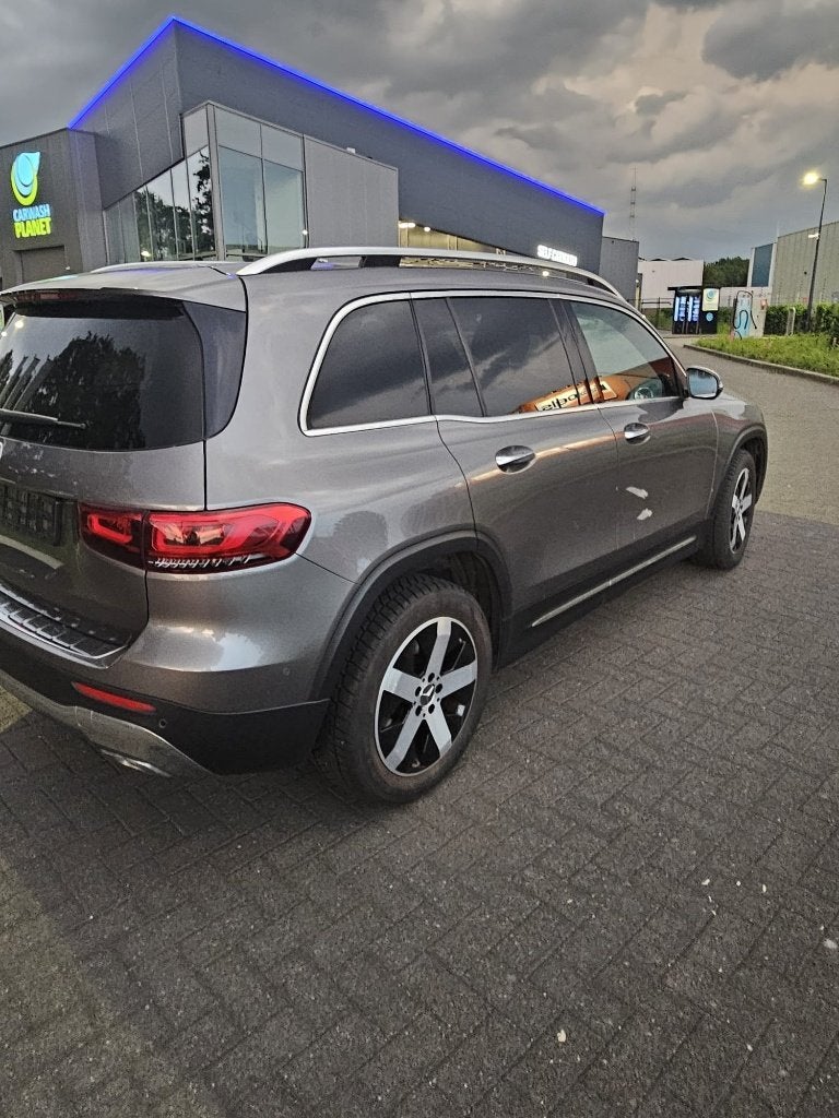 Mercedes GLB 180 D Pano– 7 Zitplaatsen – Vol Opties!, Autos, Cuir, Argent ou Gris, Achat, Euro 6
