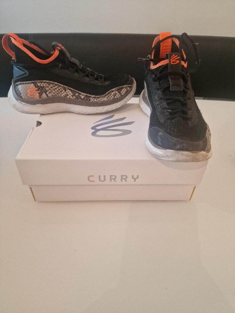 Under armour curry 36.5, Enlèvement ou Envoi