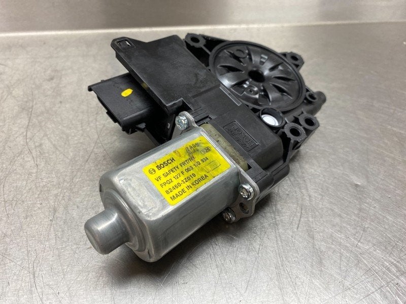 MOTEUR LEVE VITRE ELECTRIQUE i40 CW (VFC) (|824603Z010|), Dhr. M. Roggen, Stadsweg 37 37
9917 PV  WIRDUM GR., NL, Hyundai, Utilisé