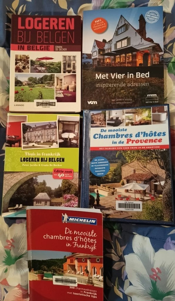 Logeren bij Belgen Met vier in bed Chambres d'hotes Frankrij, Ophalen of Verzenden