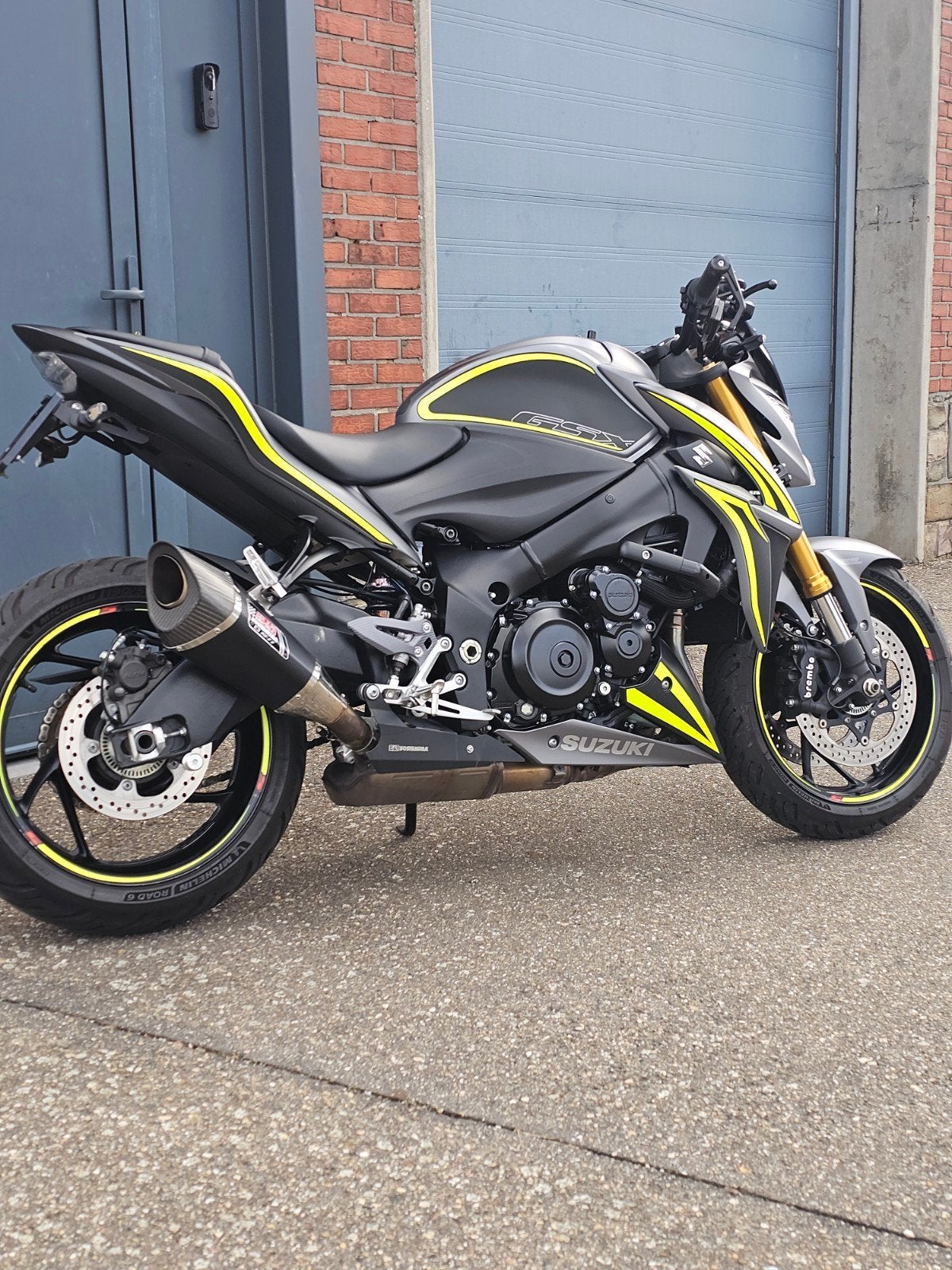 Adembenemende Suzuki GSXS 1000 2016, Bedrijf, Nieuw