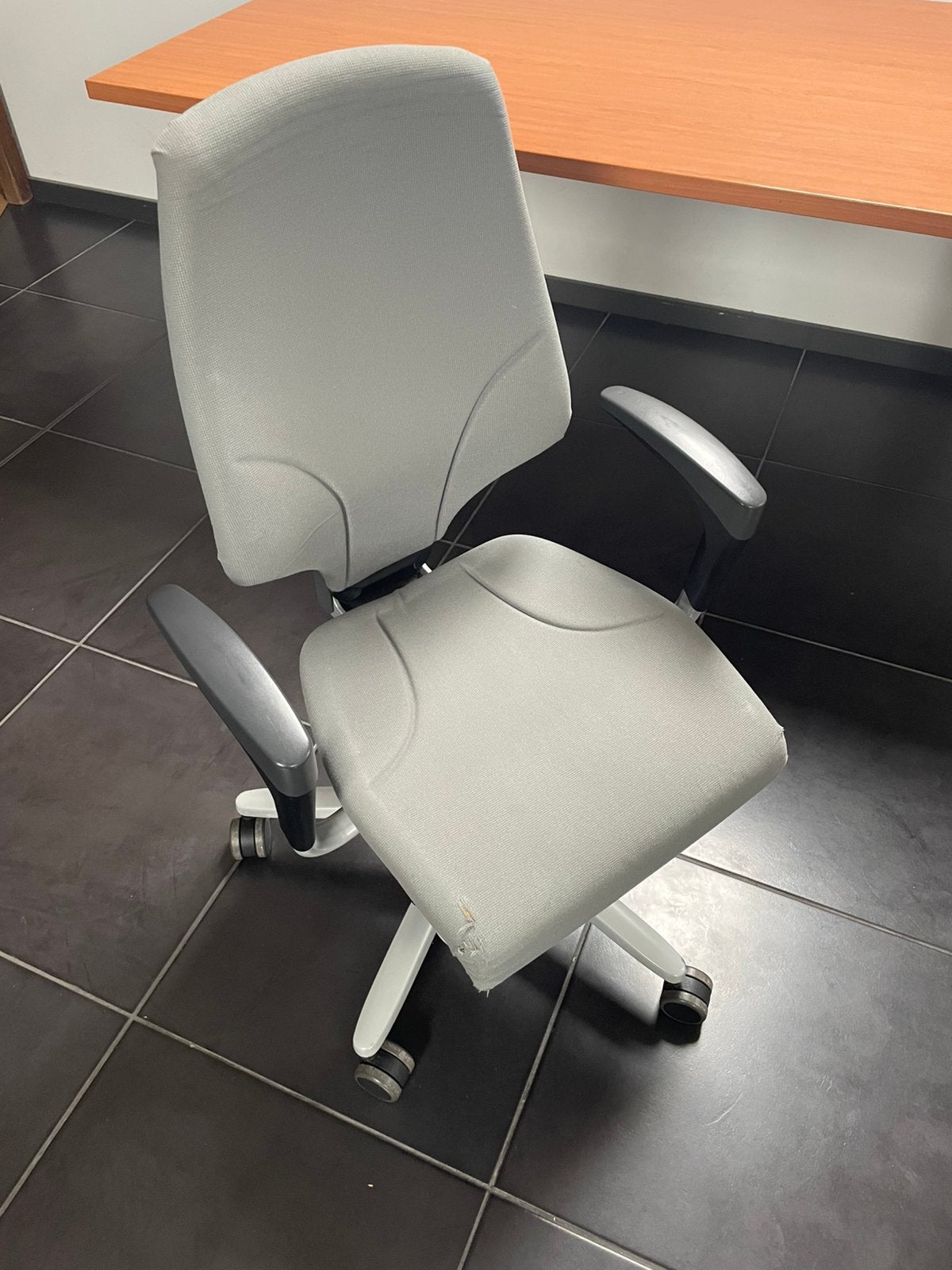Chaise de bureau grise qualite pro, Enlèvement, Utilisé, Gris, Chaise de bureau