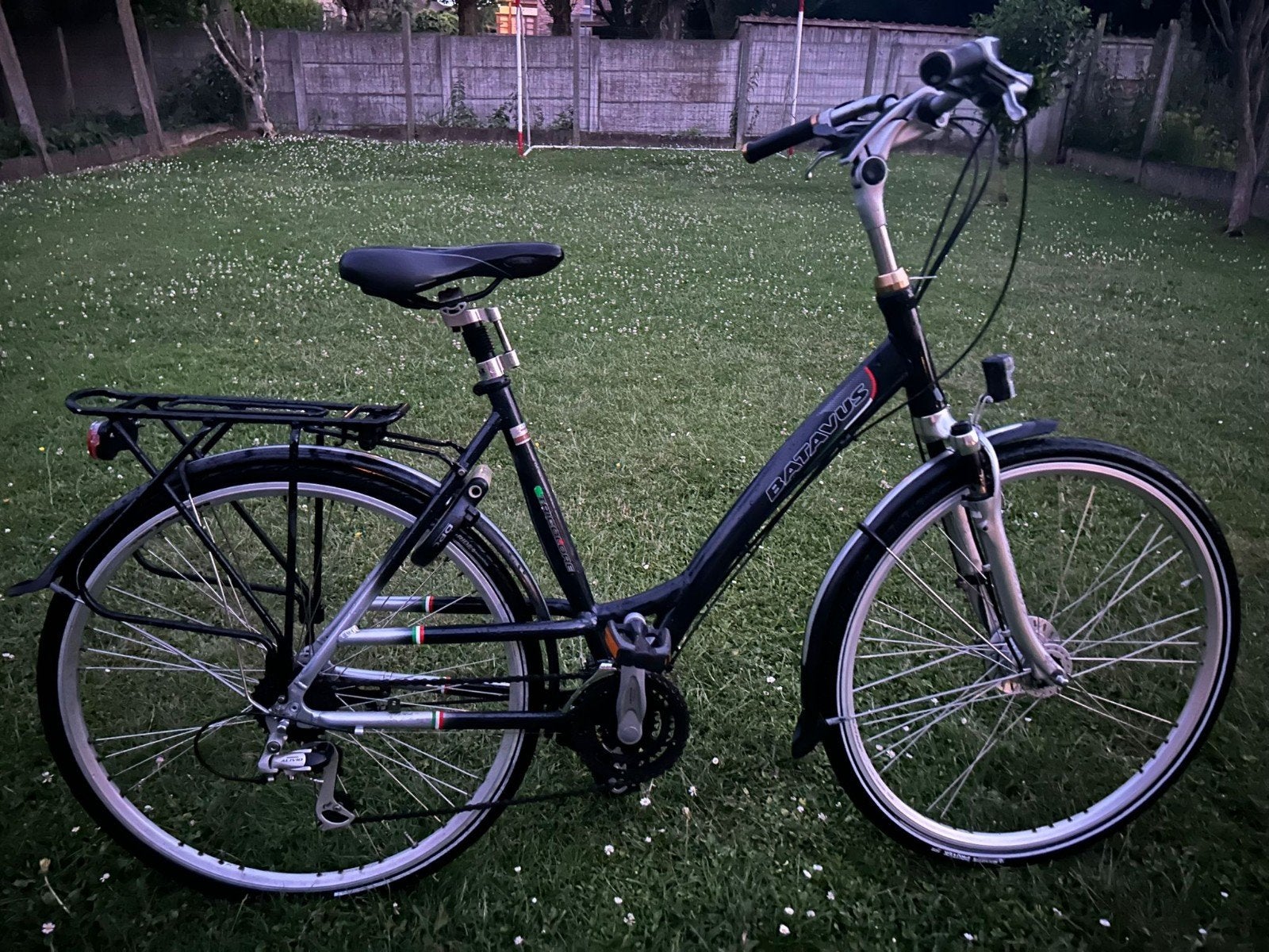 Vélo pour femme, vélo pour fille, vélo de ville, vélo de vil, Vélos & Vélomoteurs, Autres marques, Comme neuf, Enlèvement, 28 pouces