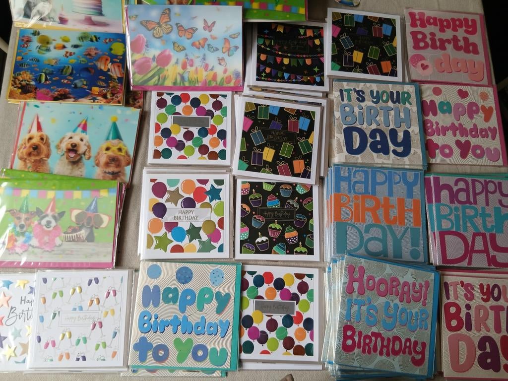 Gros Lot de 50 cartes d anniversaire neuves sous blister