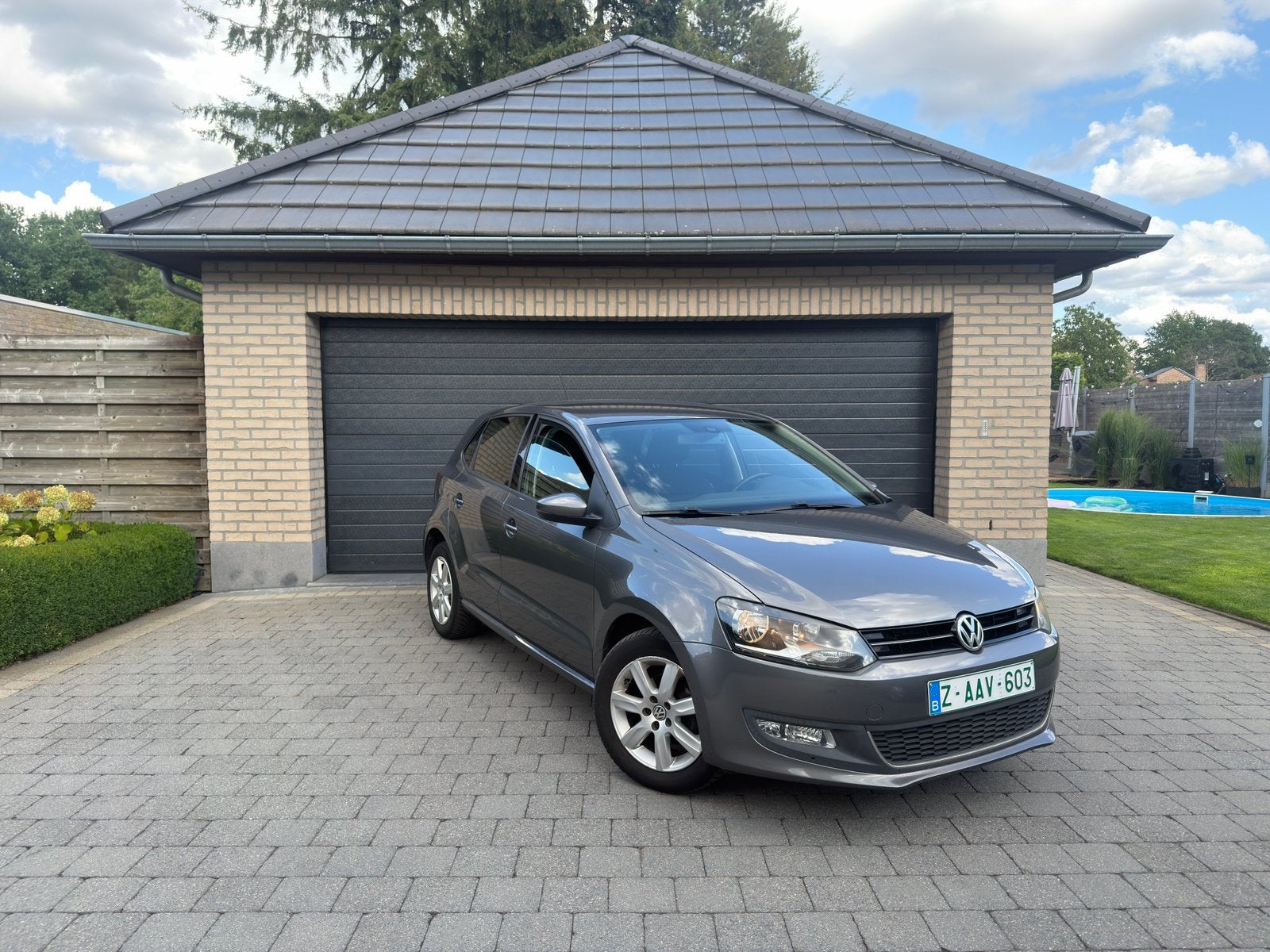 VOLKSWAGEN POLO 1.2 2012 125.000KM AIRCO CRUISE CONTROL, Auto's, Voorwielaandrijving, Euro 5, Stof, Zwart