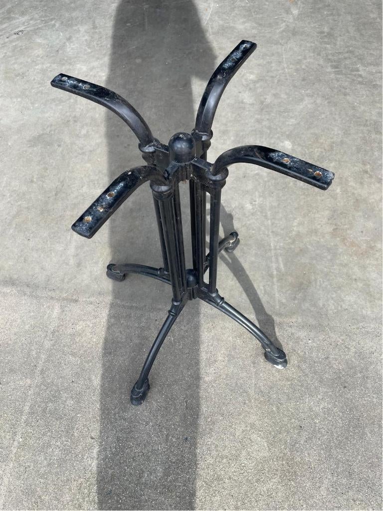 Tafelpoot Gietijzer, Enlèvement, Utilisé