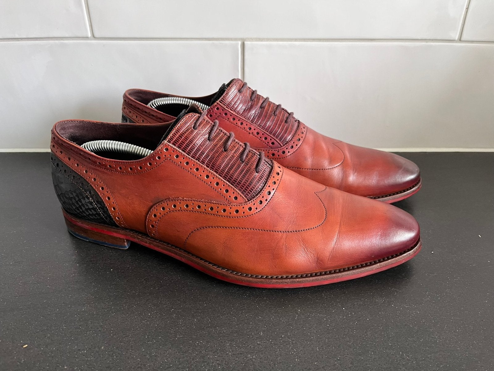 Floris van Bommel herenschoenen maat 9 / 43, Enlèvement ou Envoi, Autres couleurs, Chaussures à lacets, Comme neuf