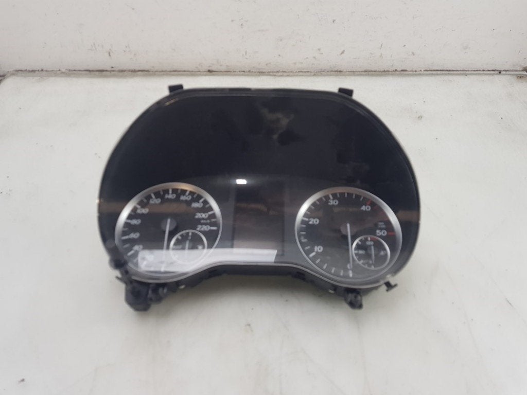 COCKPIT Vito (447.6) (01-2014/-) (|A4479006808|A4479001911|), Auto-onderdelen, Dashboard en Schakelaars, Gebruikt, Mercedes-Benz