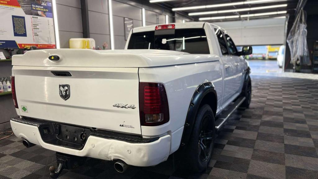 Dodge Ram 5.7 LPG LARAMIE bj. 3015 Euro 6 Dubbel Cabine 150, Autos, Autres modèles, Achat, 5700 cm³, 5 places