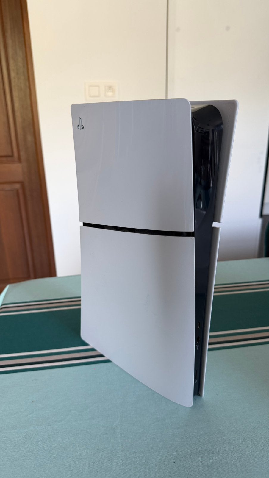 Console playstation 5 pour piece defectueuse + manette, Consoles de jeu & Jeux vidéo, Enlèvement, Ne fonctionne pas, Playstation 5 Digital