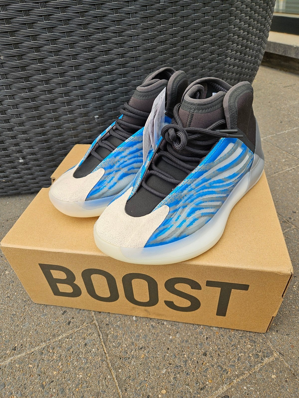 Adidas yeezy qntm NEW, Enlèvement ou Envoi
