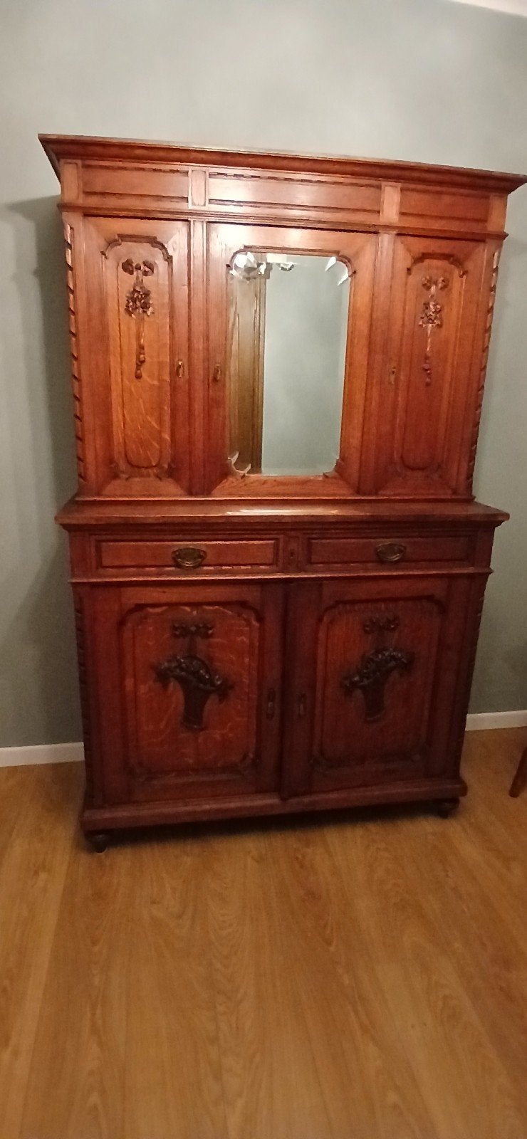 Antieke massief houten kast, Antiek en Kunst, Antiek | Meubels | Kasten, Ophalen