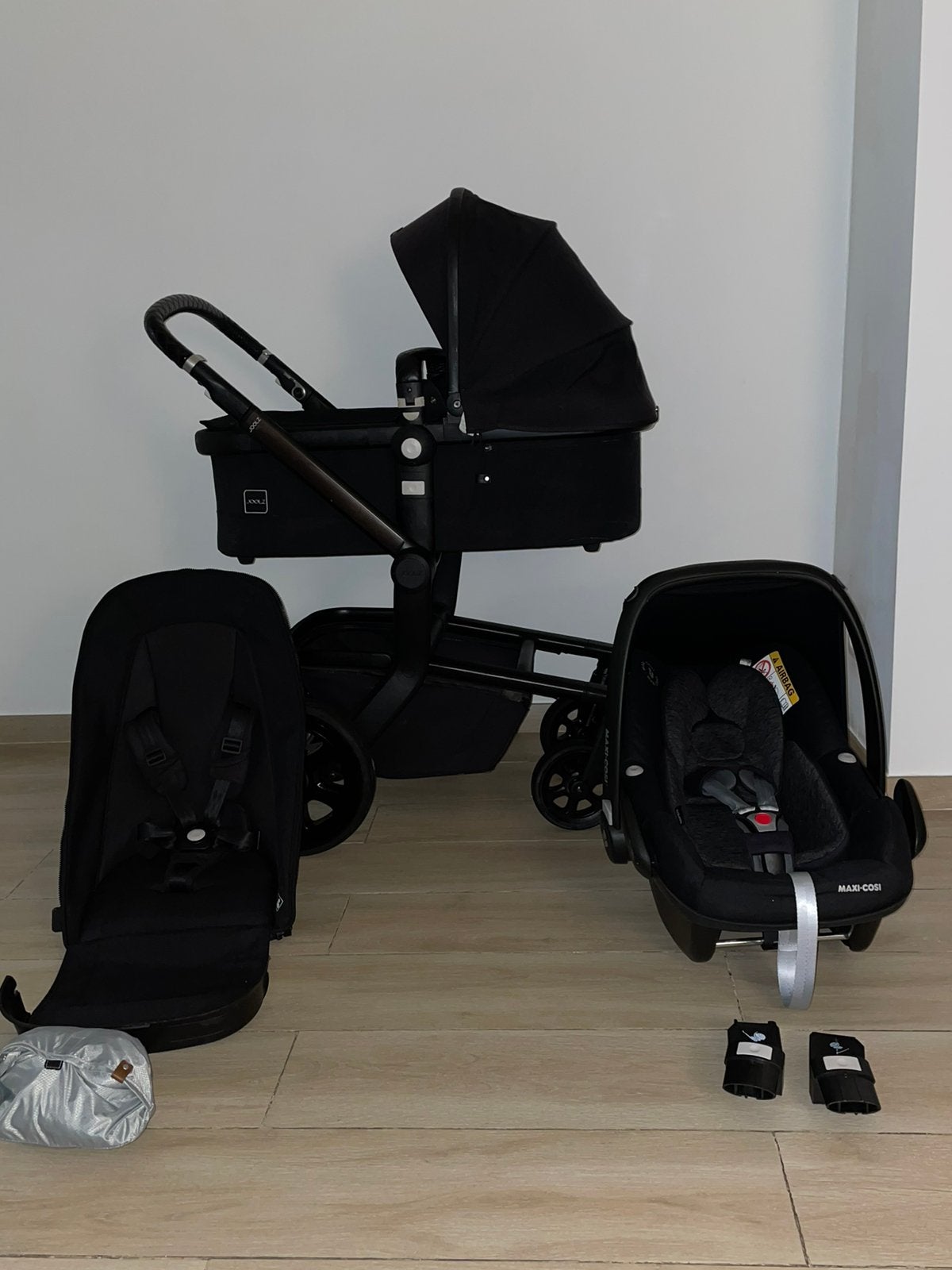 Joolz day 3-en-1 de poussette Joolz Day 3, noir et noir, Enfants & Bébés, Enlèvement ou Envoi, Babygeluk, Comme neuf, W