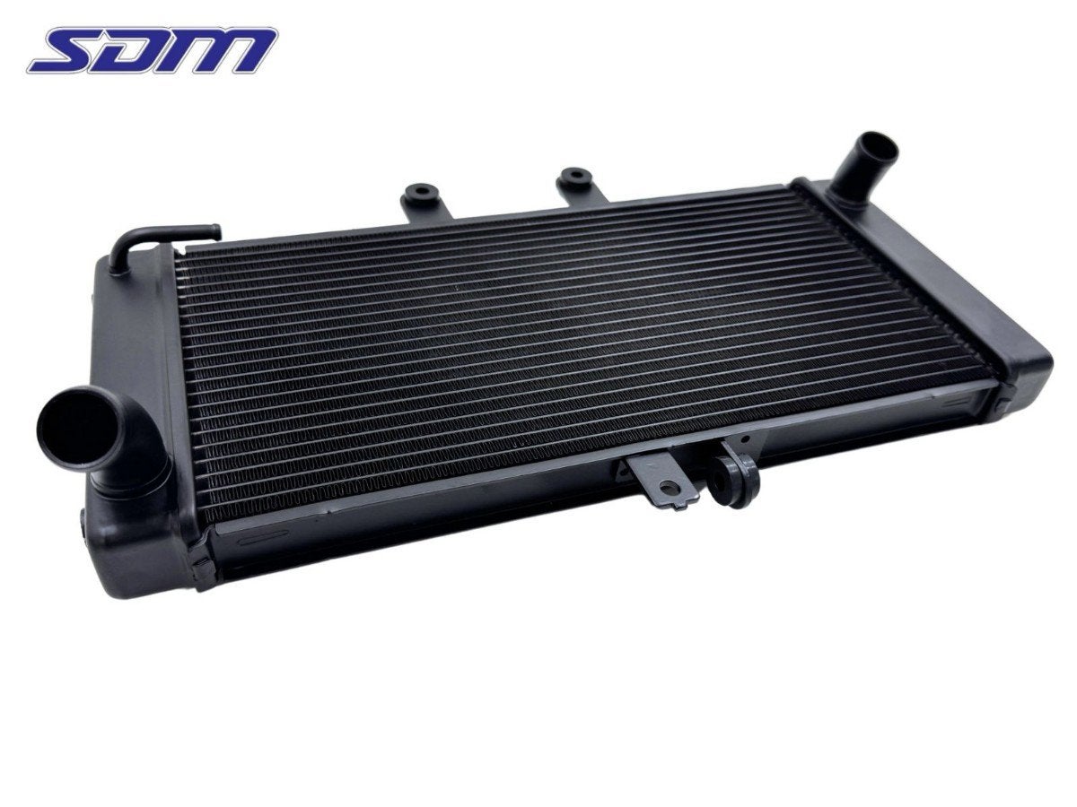 RADIATEUR EAU Suzuki GSF 1250 Bandit 2007-2011 (GSF1250), Motos, Dhr. S. di Majo, Neuf, Info@cama-motorparts.nl, P.J. Troelstraweg 8 8
3144 CX  MAASSLUIS, NL