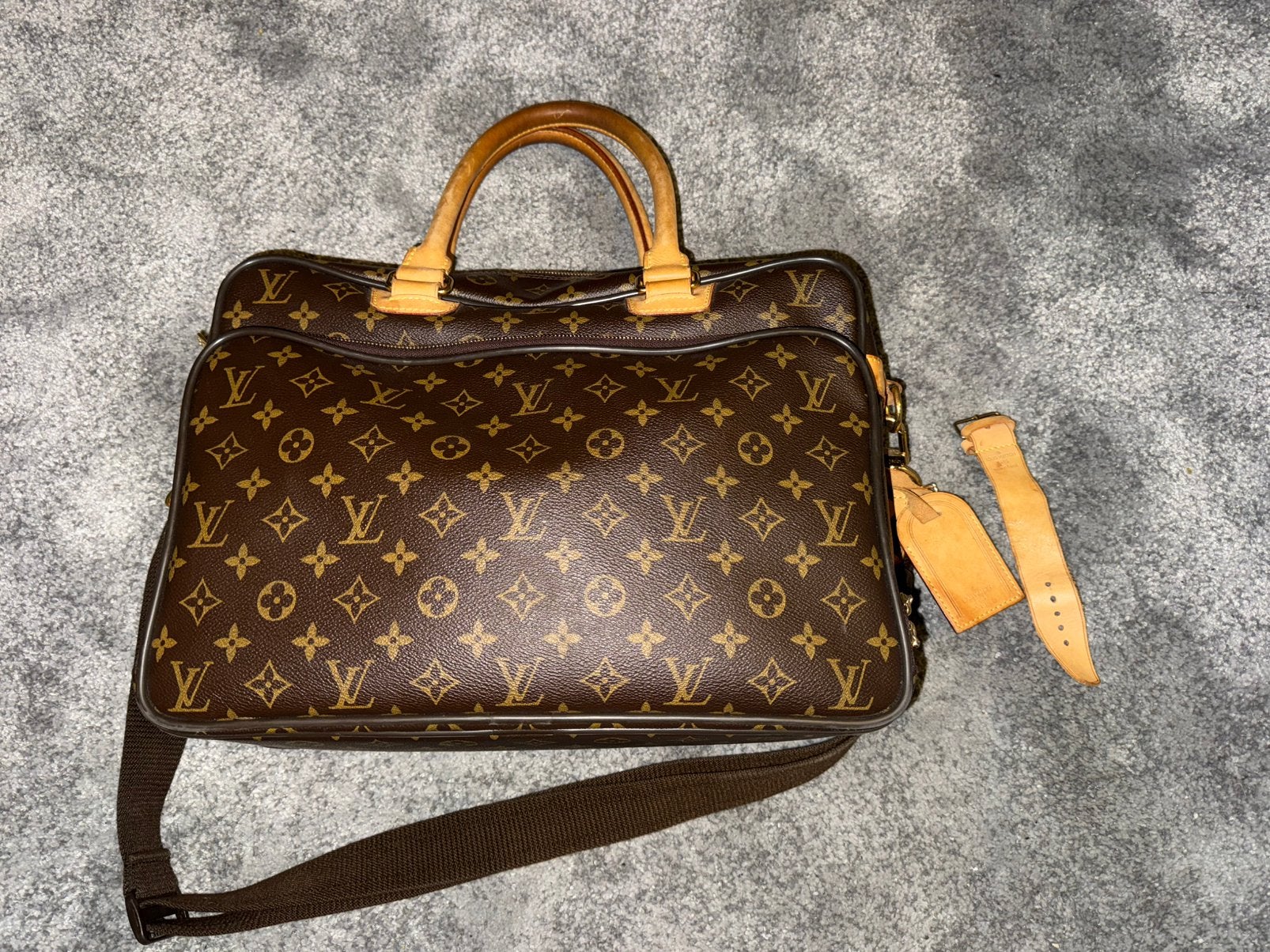 Louis vuitton icare briefcase, Ophalen of Verzenden, Zo goed als nieuw