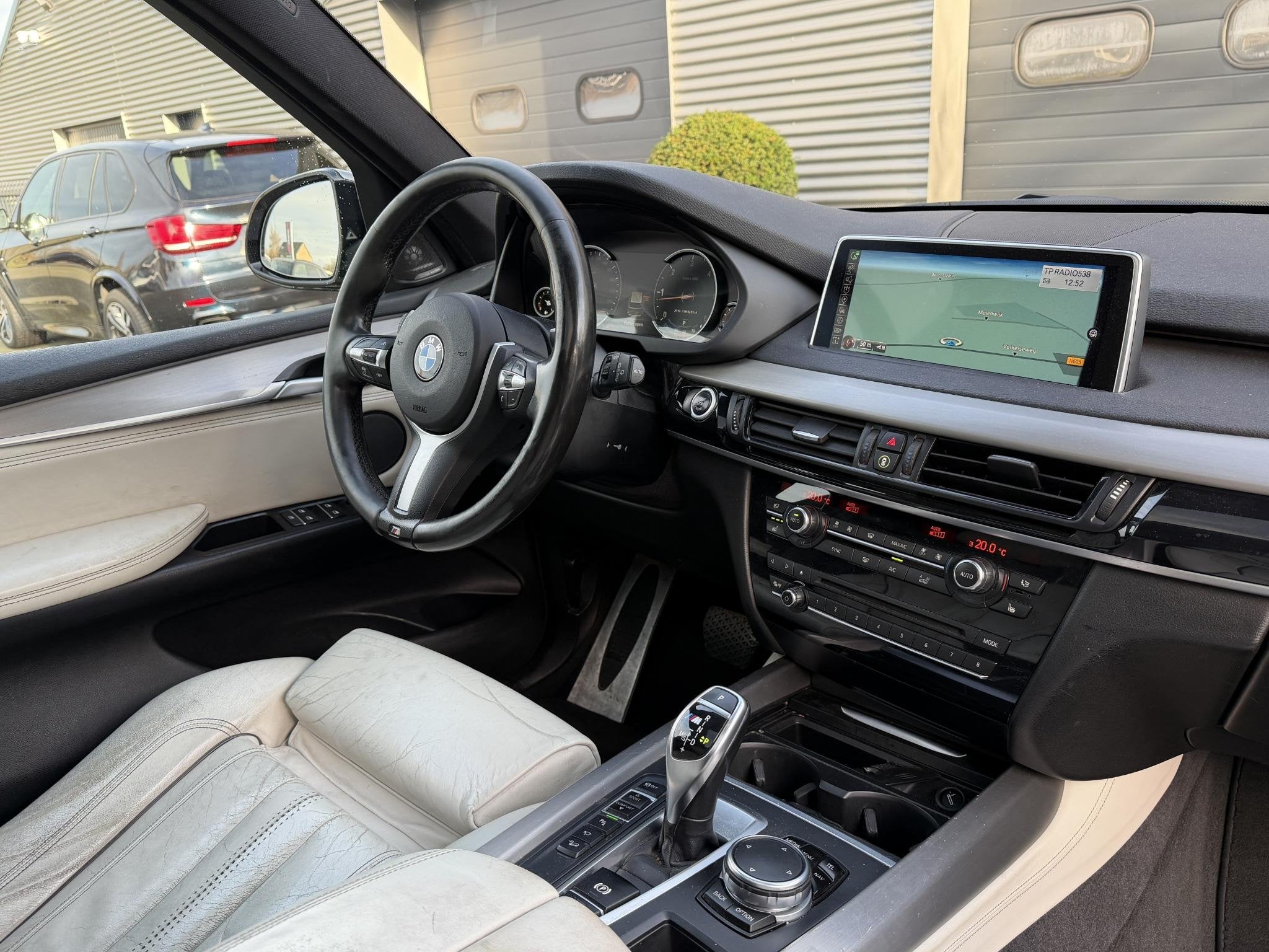 BMW X5 M50d | Panoramadak | Head-Up Display | Camera | Harmo, Auto's, Automaat, 173 g/km, 2993 cc, Leder