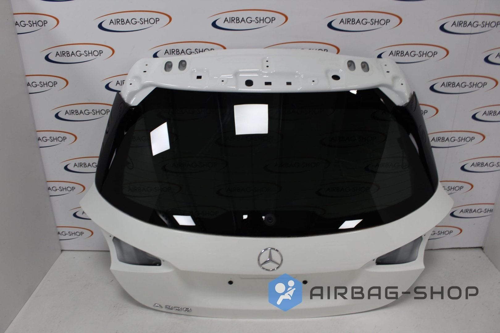 Mercedes A klasse W177 Achterklep Kofferklep 149 Polarweiss, Autos : Pièces & Accessoires, Utilisé, -, -, Enlèvement ou Envoi