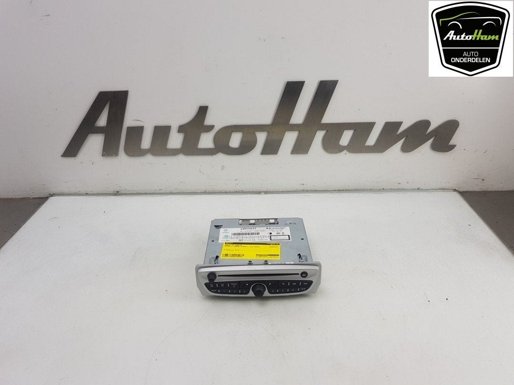 RADIO Renault Grand Scénic III (JZ) (01-2009/12-2016), Auto-onderdelen, Overige Auto-onderdelen, Renault, Gebruikt