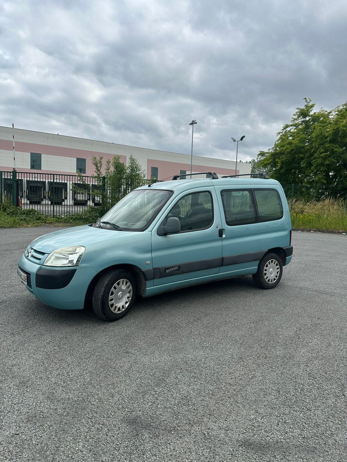 Citroen berlingo bivouac 1.9d, Autos, Citroën, Particulier, Berlingo, Anti démarrage, Diesel, Rouge, Enlèvement
