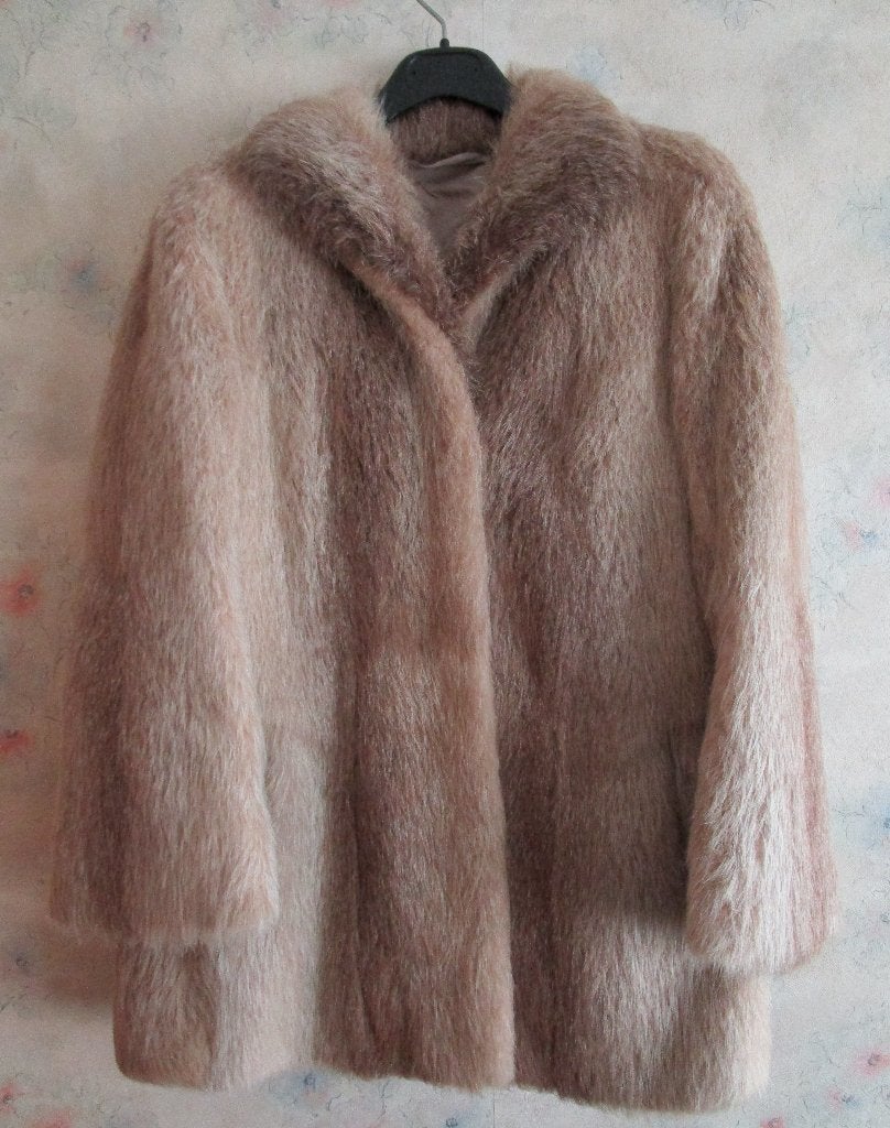 bontjas van wasbeer, Ophalen of Verzenden, Nieuw, Maat 38/40 (M), Beige