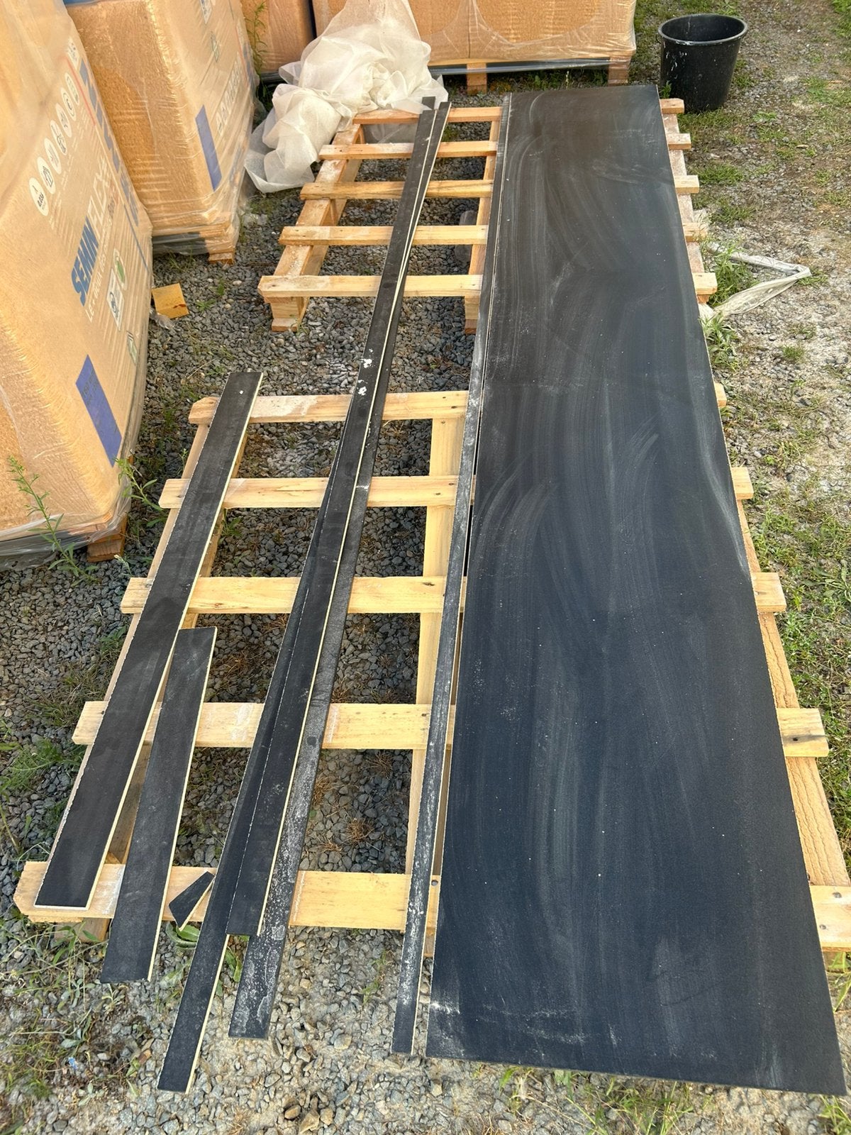 Dakafwerking Cedral board C50 50cm x 300 cm + restanten, Enlèvement, Comme neuf