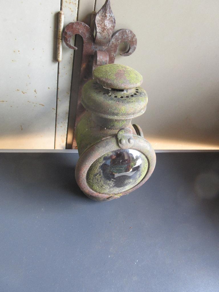 ANTIEKEN STALEN KOETSLAMP, Ophalen