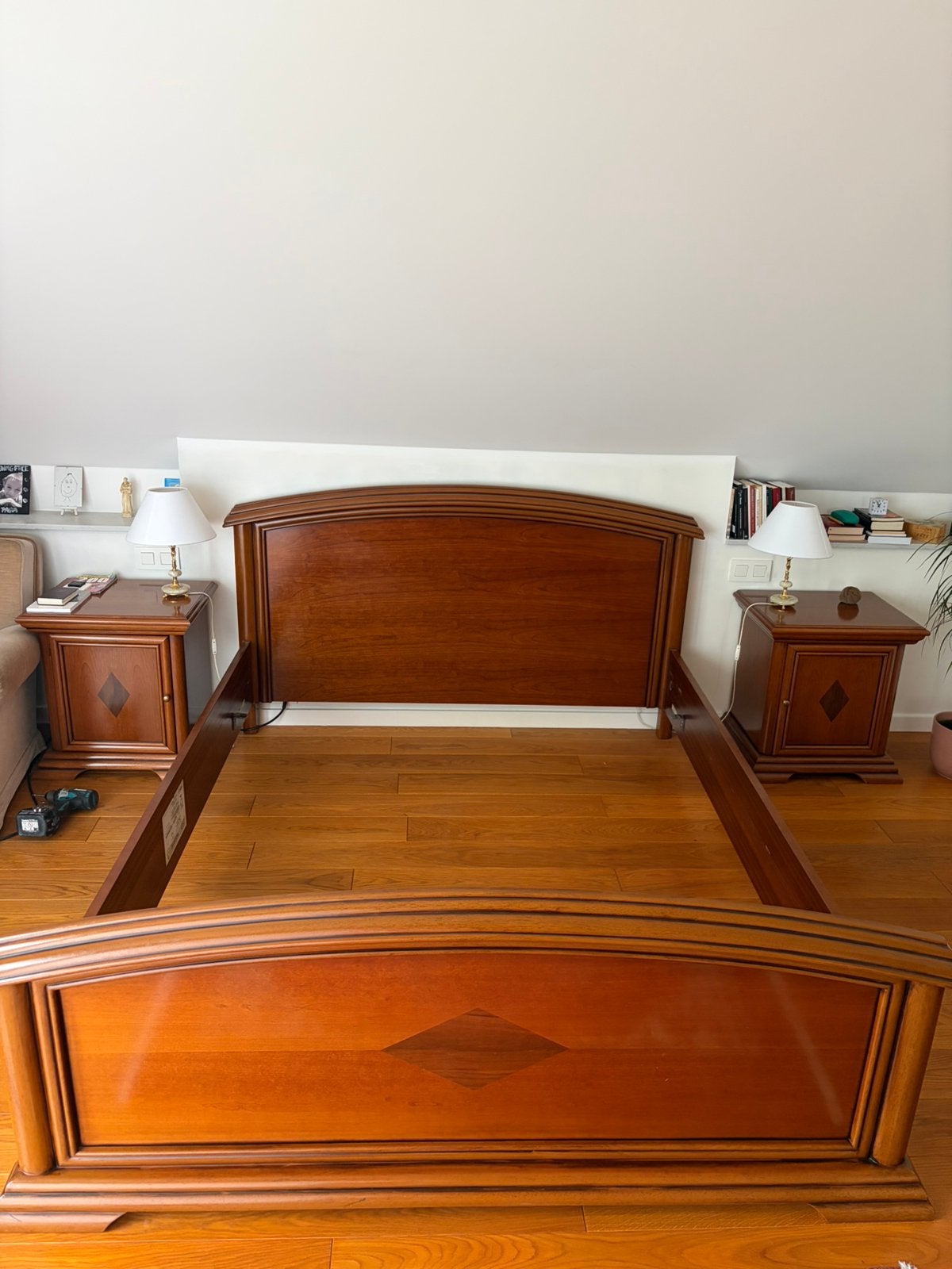 Ensemble chambre à coucher en bois massif, Enlèvement, Comme neuf, Queen size