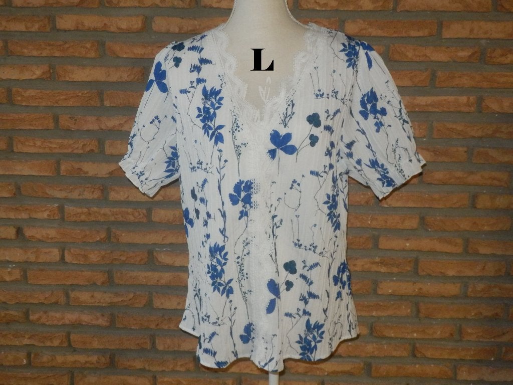 (53) - blouse femme t.40 blanc bleu - shein - neuve, Vêtements | Femmes, Blouses & Tuniques, Neuf, Taille 38/40 (M), Enlèvement ou Envoi