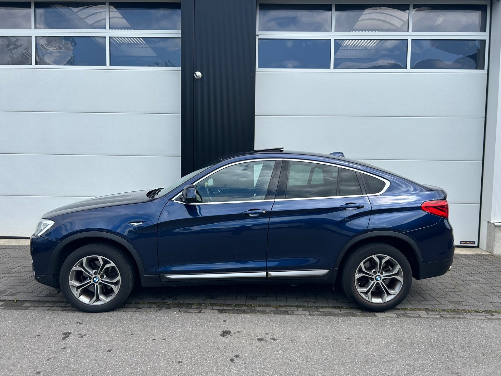 BMW X4 xDrive20dA / X-Line / Pano / Leder / perfecte staat, Auto's, BMW, Automaat, Blauw, Bedrijf, SUV of Terreinwagen