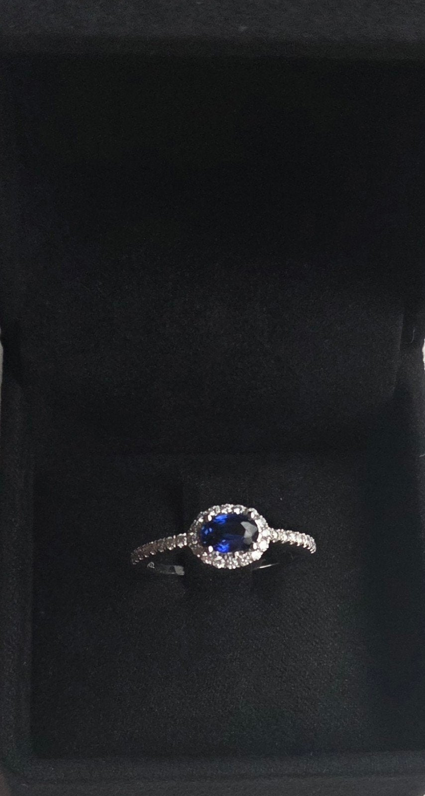 Ring 18kt white gold with natural sapphire & diamonds, Ophalen