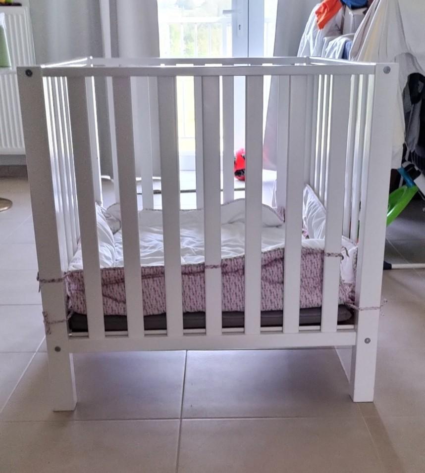 boîte pour bébé de Bopita, Enlèvement, Comme neuf, Carré, Réglable en hauteur