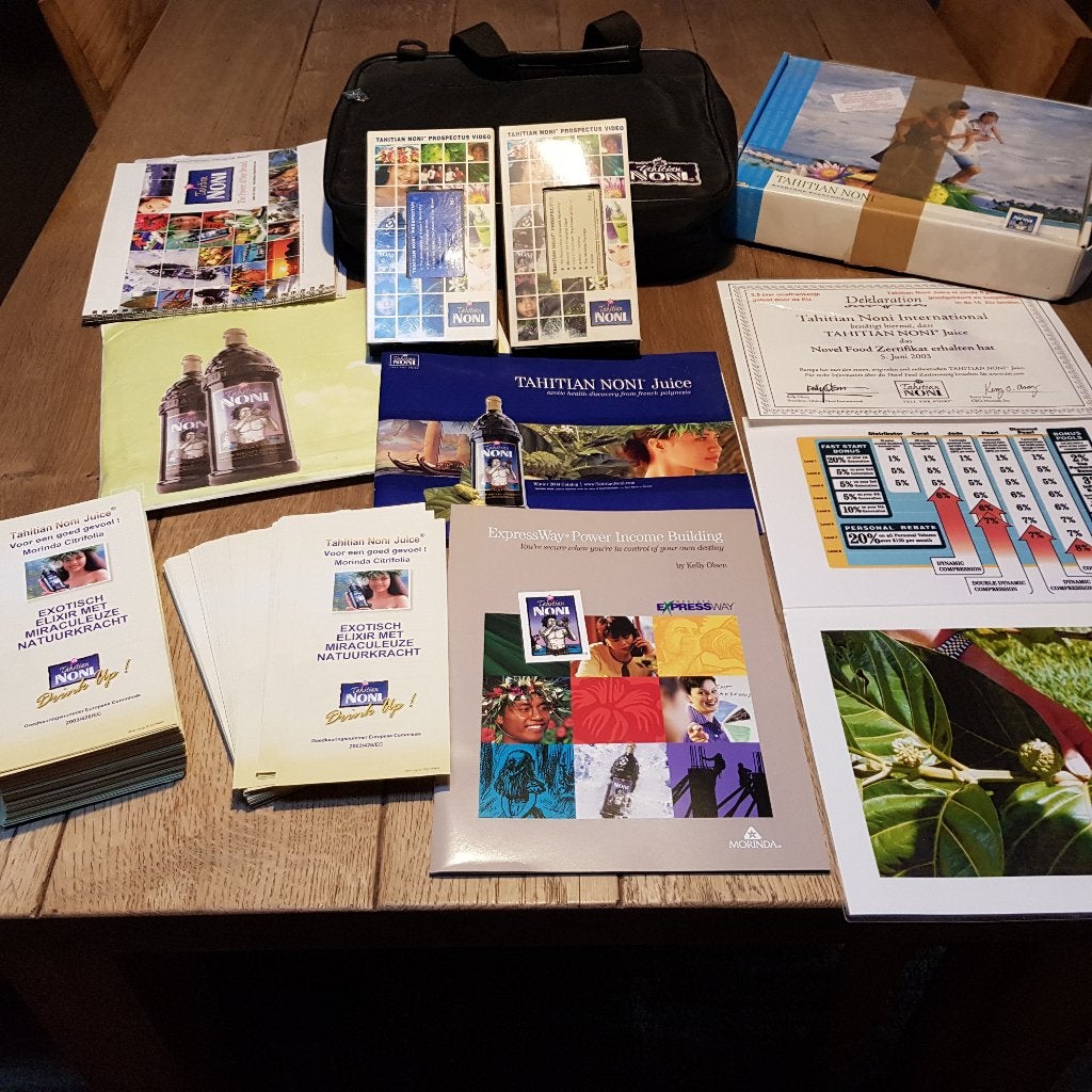 Dokumentatie pakket over Morinda Citrifolia, Ophalen of Verzenden, Zo goed als nieuw, Meerdere media