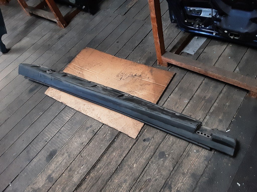 GARNITURE SEUIL DE PORTE Opel Astra G Caravan (F35), Opel, Opel Automobile GmbH, Utilisé, Kontakt-opel@opel.com