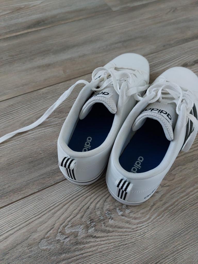 witte sneakers Adidas voor mannen, Ophalen, Adidas