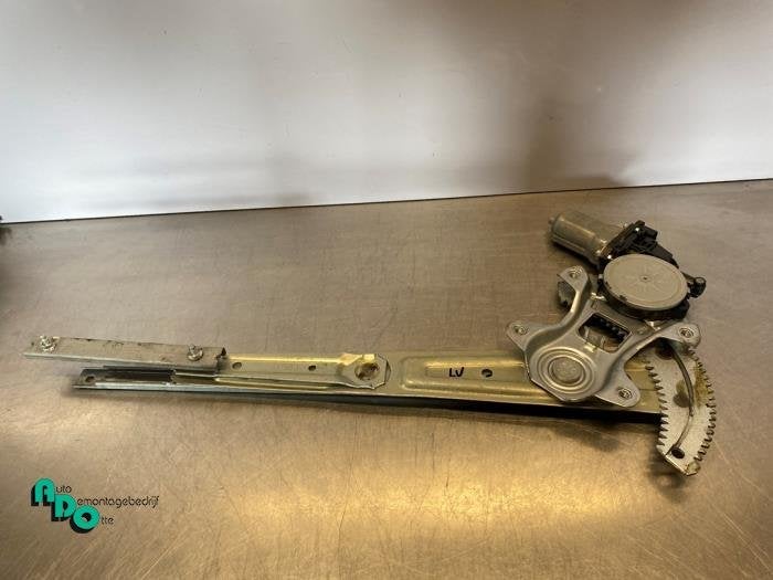 Mécanique vitre 4portes avant gauche d'un Subaru Justy (Jus, Subaru, -, 3 mois de garantie, Utilisé