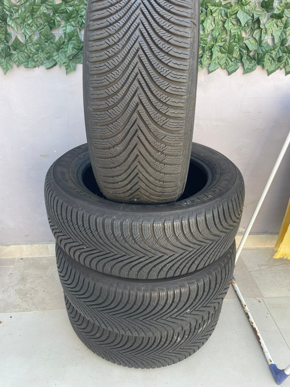 4 Michelin MS banden 225/55/R17 97 H, Auto-onderdelen, Banden en Velgen, Ophalen, Band(en)