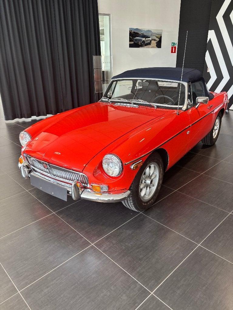 SUPER JOLI MGB RESTAURÉ AVEC OVERDRIVE, 2ème PROPRIÉTAIRE, Autos, MG, Rouge, B, Achat, Entreprise