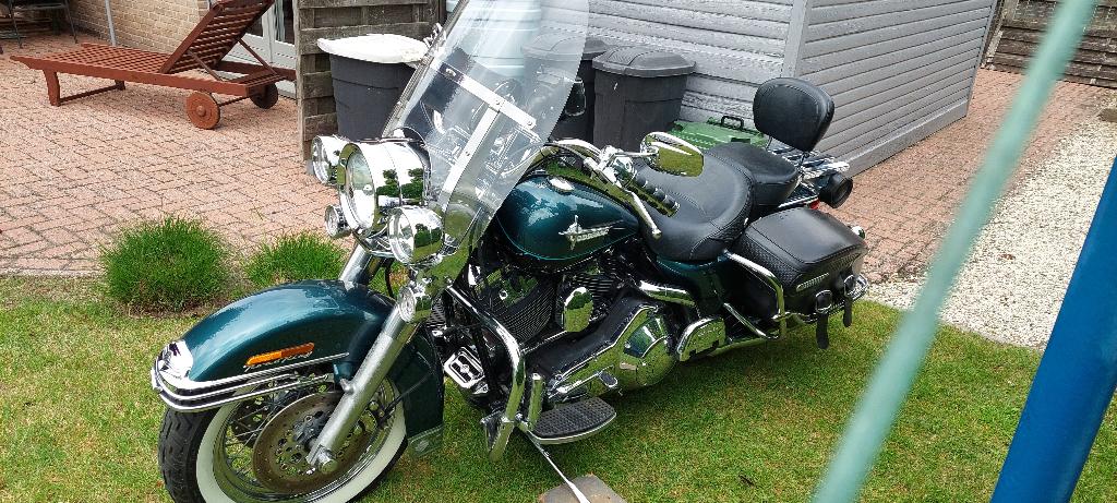 Harley -Davidson Road King Classic 2000, Motoren, 2 cilinders, Occasion, Particulier, Toermotor