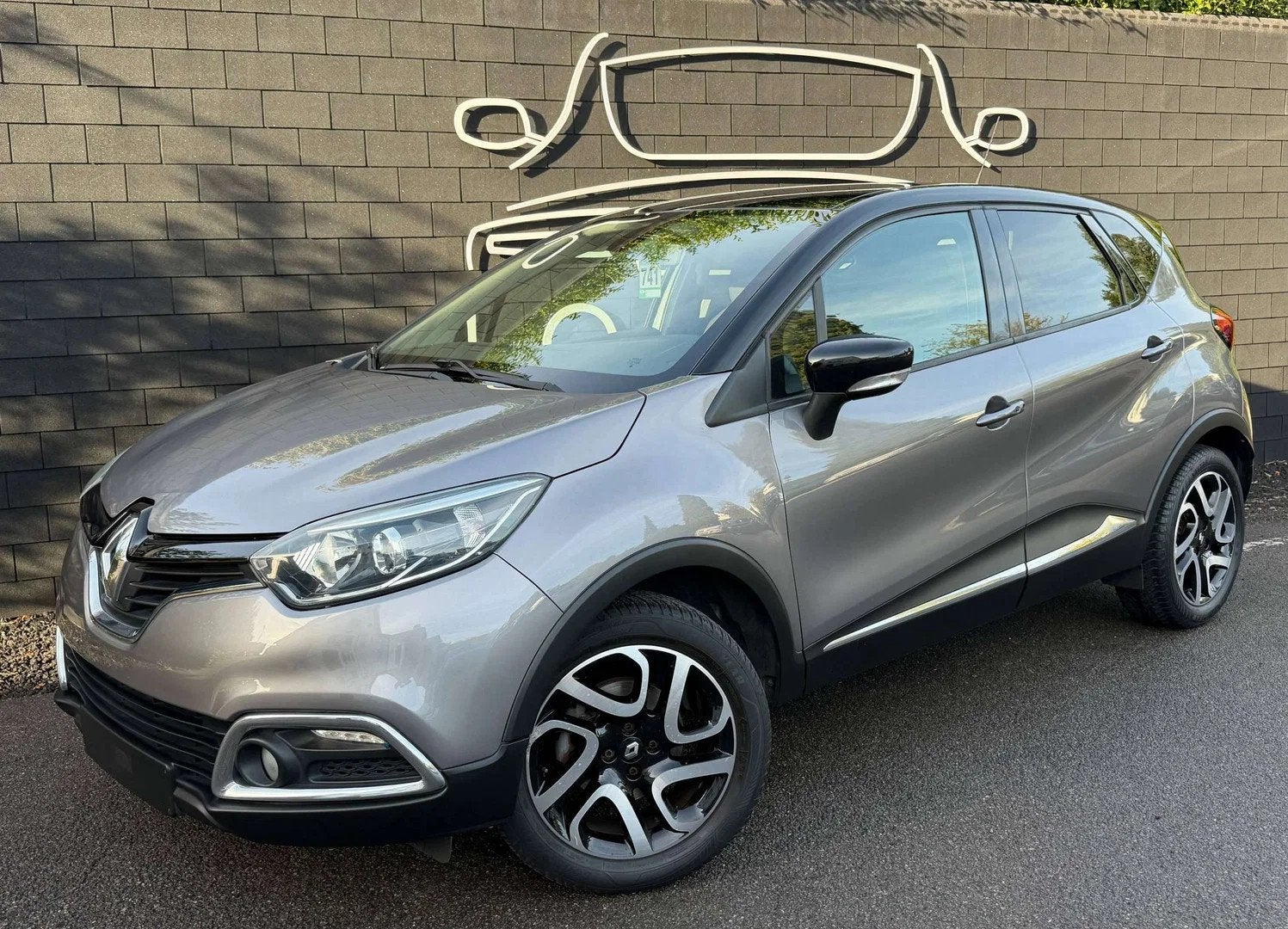 Renault Captur 1.5 dCi+AIRCO+NAVI+JANTES+EURO 6B (bj 2015), Auto's, Gebruikt, 4 cilinders, Overige brandstoffen, Bedrijf