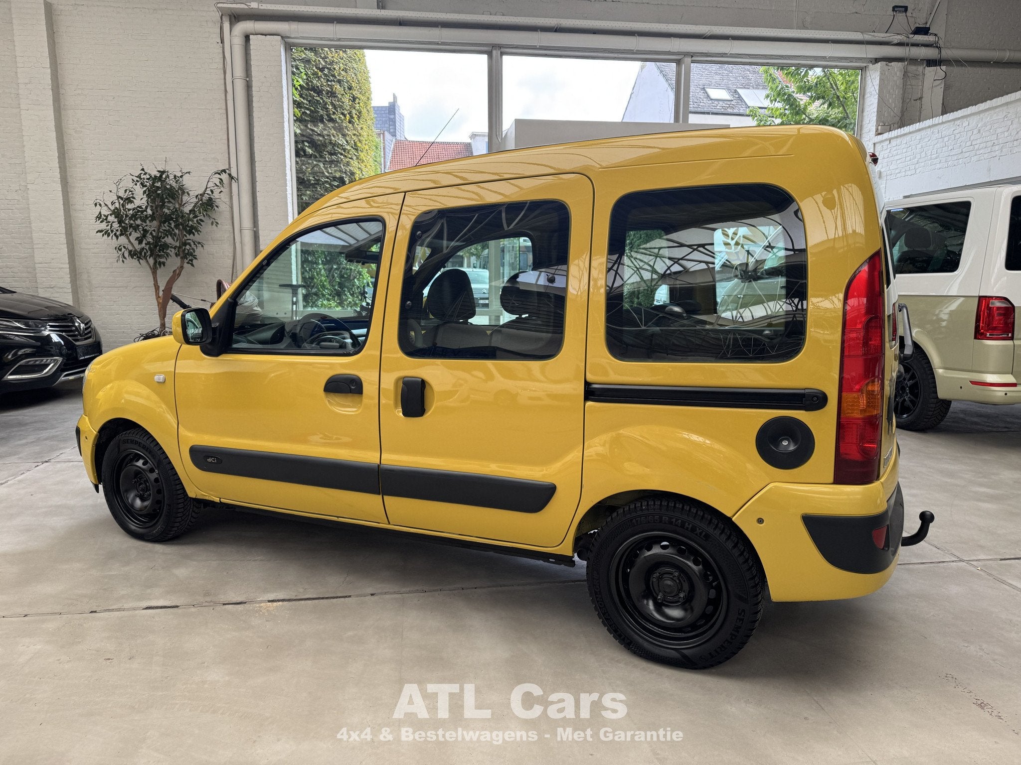 Renault Kangoo 1.5D | 2 schuifdeuren | 4+1 Personen | 1ste E, Auto's, Renault, Voorwielaandrijving, Monovolume, Gebruikt, 4 cilinders