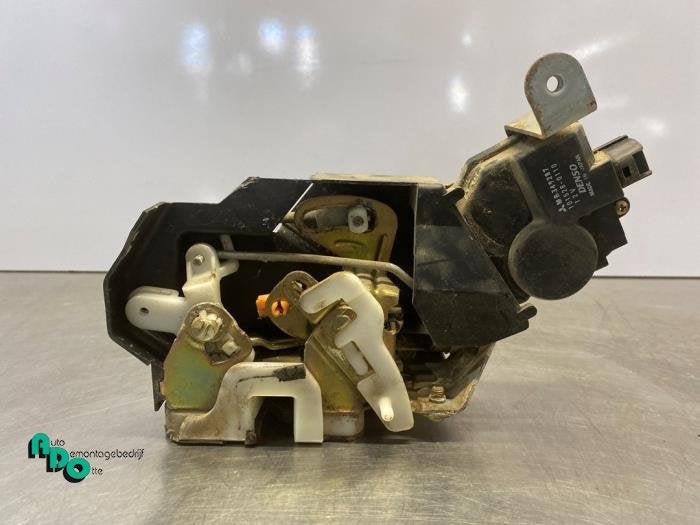 Serrure portière mécanique 4portes arrière gauche d'un Mi, -, 3 mois de garantie, Utilisé, Mitsubishi