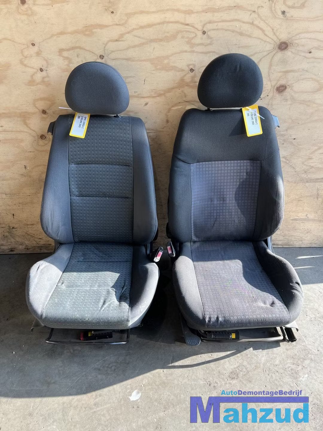 OPEL CORSA C 3 deurs interieur stoel bank 2000-2004, Auto-onderdelen, Gebruikt, Opel Automobile GmbH, Kontakt@opel-infoservice.de