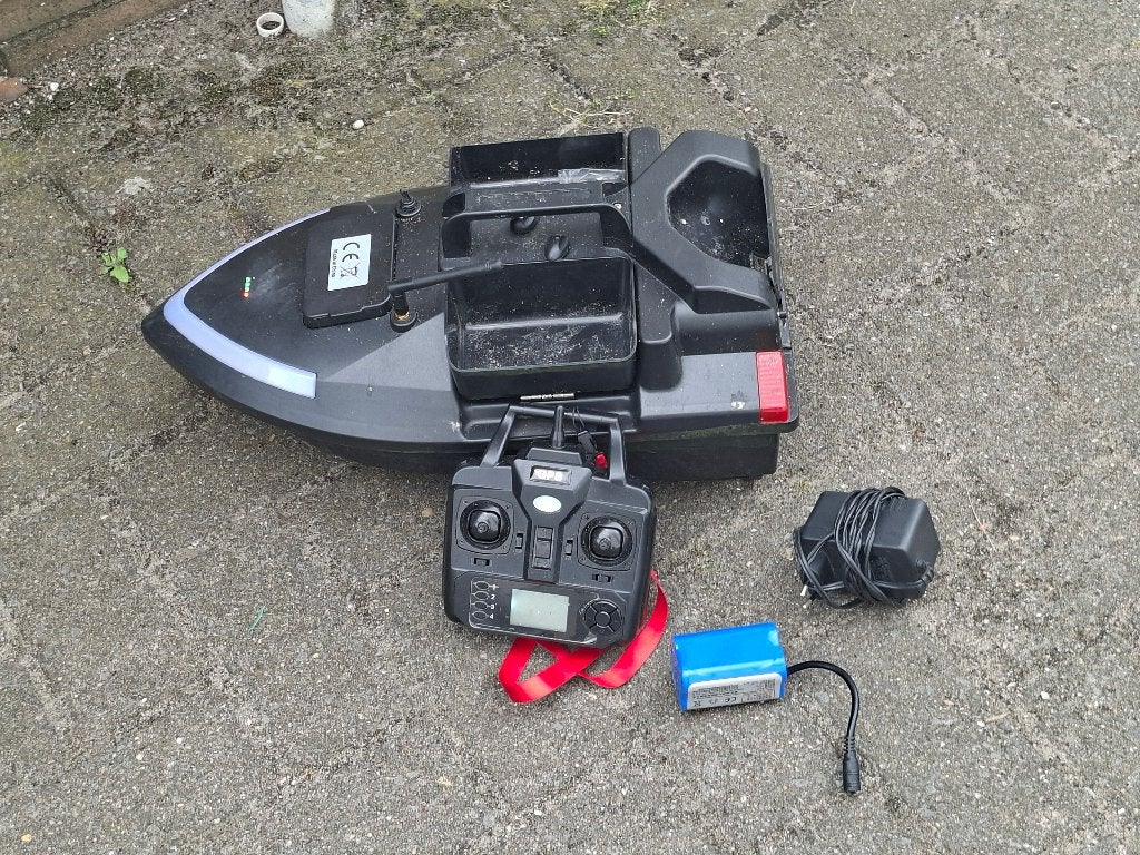 kleine voerboot, Ophalen, Zo goed als nieuw