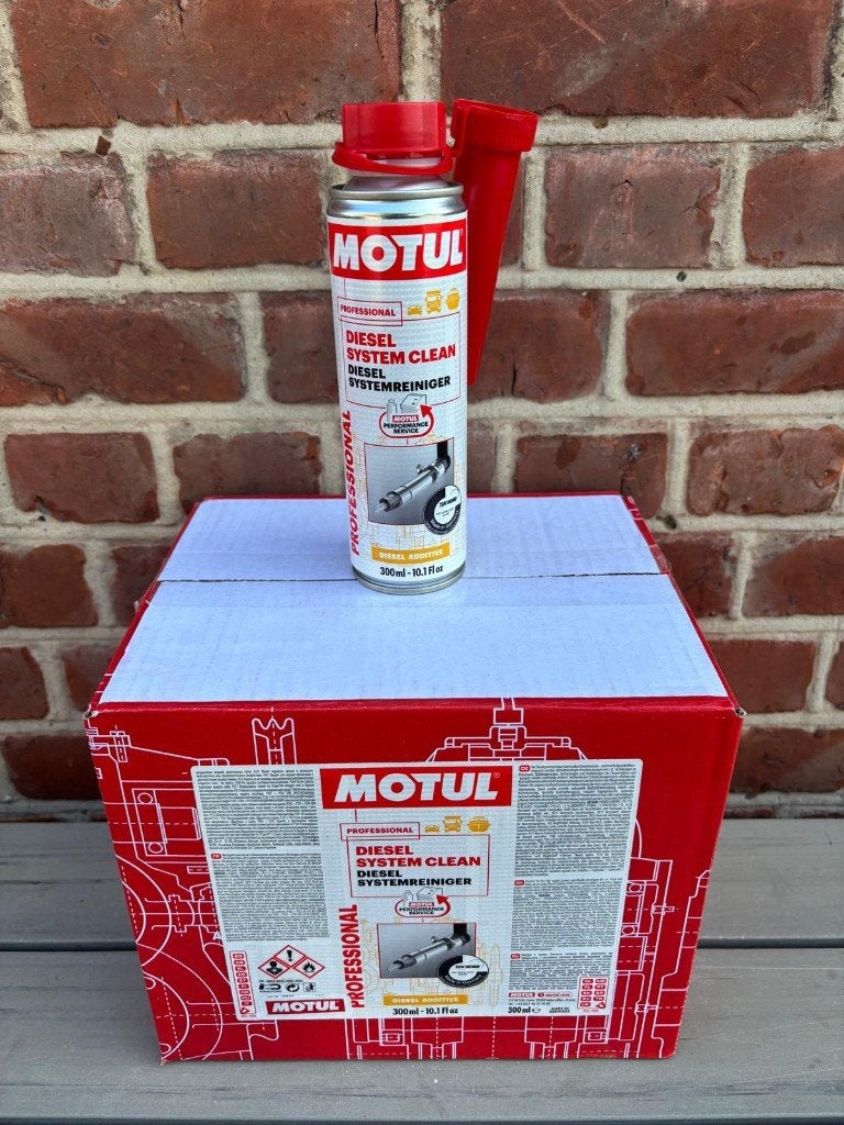 MOTUL DIESEL SYSTEM CLEAN AUTO 12 STUKS VAN 300ML, Ophalen
