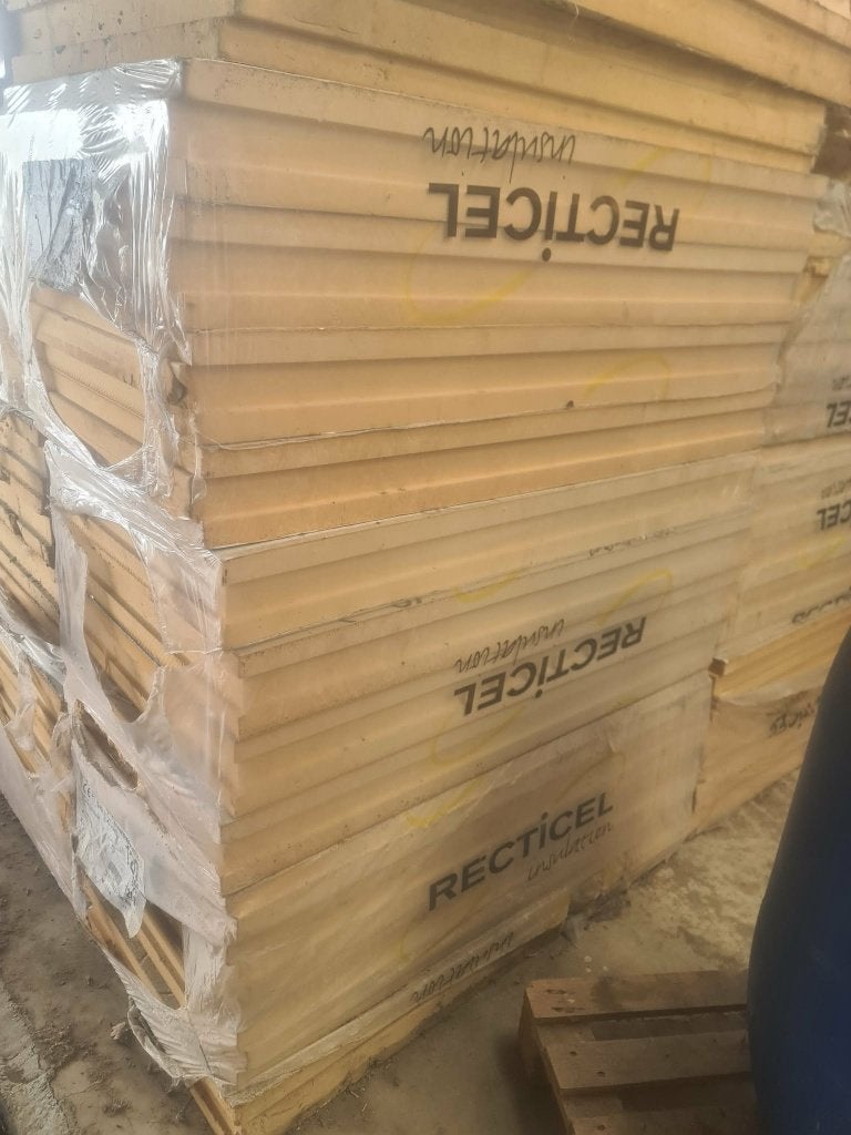 Recticel EUROWALL 12cm/Rd5.45 40.32m² (packs de 2,88m²), Bricolage & Construction, 15 m² ou plus, Enlèvement, Mousse rigide (PIR)