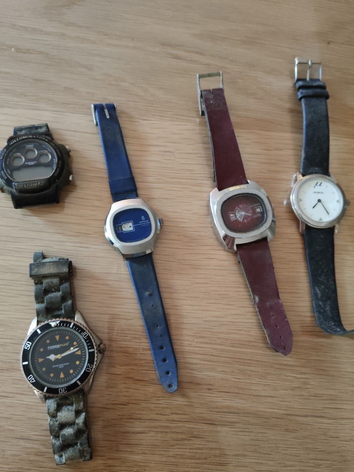 lot de 5 montres dans leur état usagé, Handtassen en Accessoires, Horloges | Dames, Ophalen