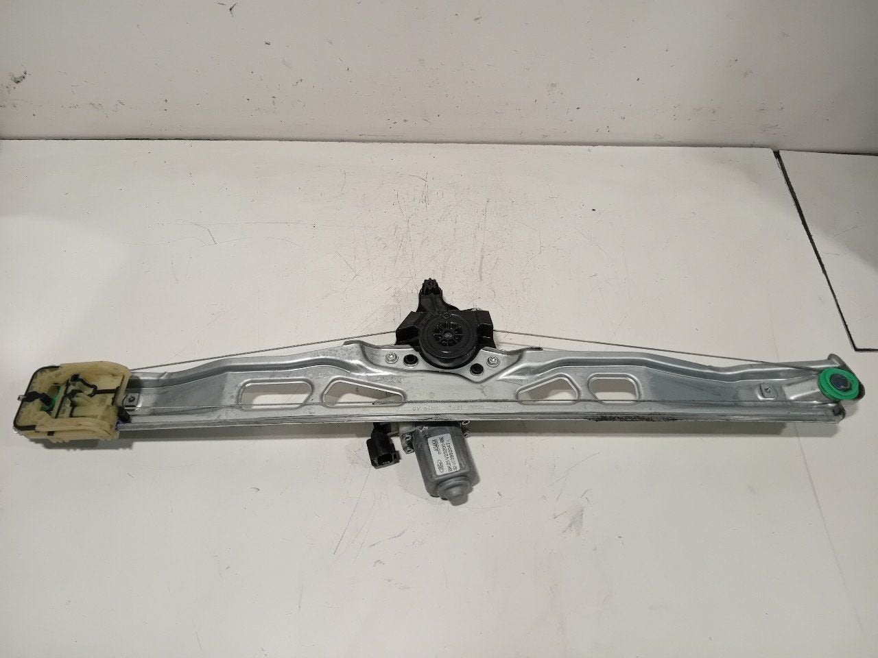 Raammechaniek elektrisch rechts voor Ford Transit, Onderdelen@venauto.nl, Van der Ven Autorecycling B.V., Gebruikt, Ettenseweg 76, 4706 PB Roosendaal, The Netherlands